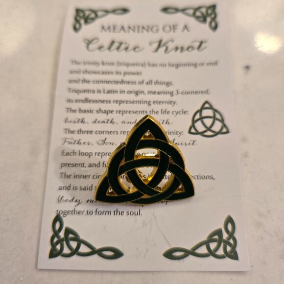 Celtic Knot Pin With Story New Lapel Pin - Picture 2 of 2